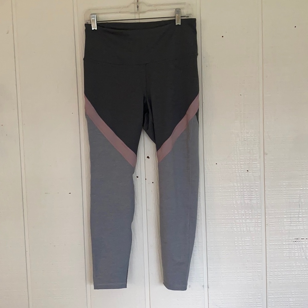 Old Navy Go-Dry Leggings